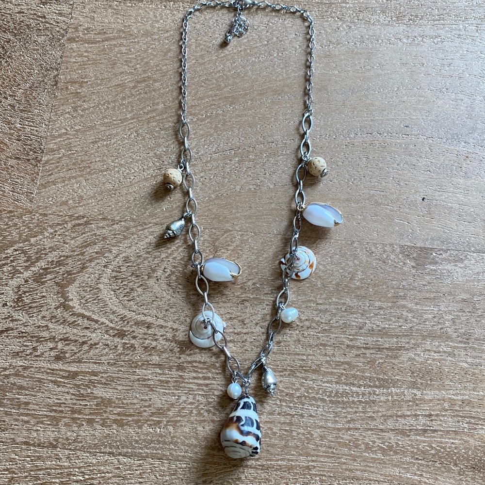 Shell necklace